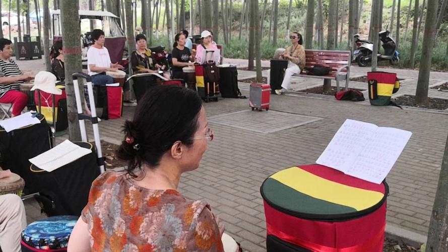 大妈打鼓遭业主控诉,大妈打鼓遭业主控诉怎么办